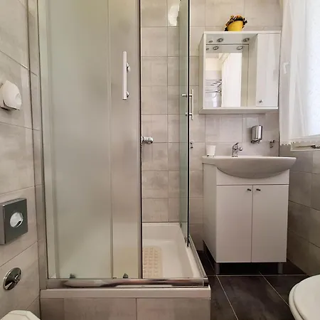 Апартаменты Andry 2 Цриквеница