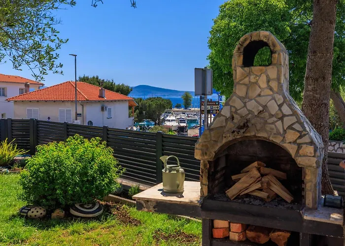 Apartament Andry 2 *