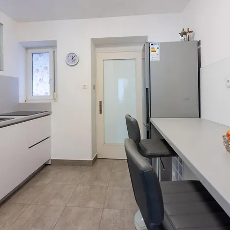 Andry 2 Apartment *